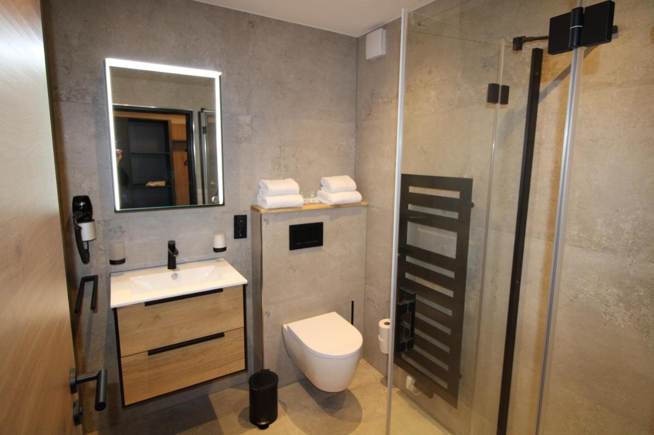 Der Hirsch Hotel Моншау Екстер'єр фото