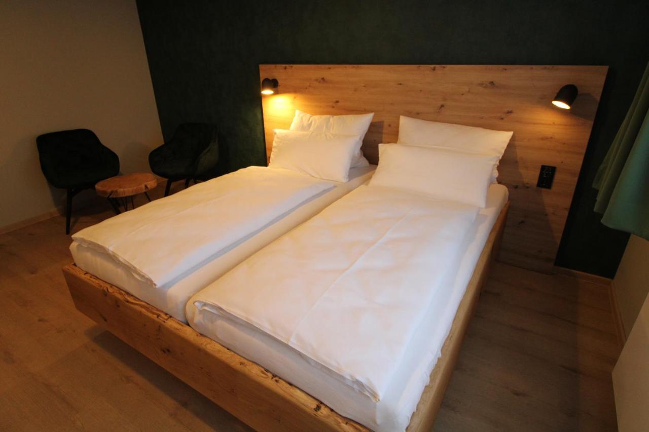 Der Hirsch Hotel Моншау Екстер'єр фото