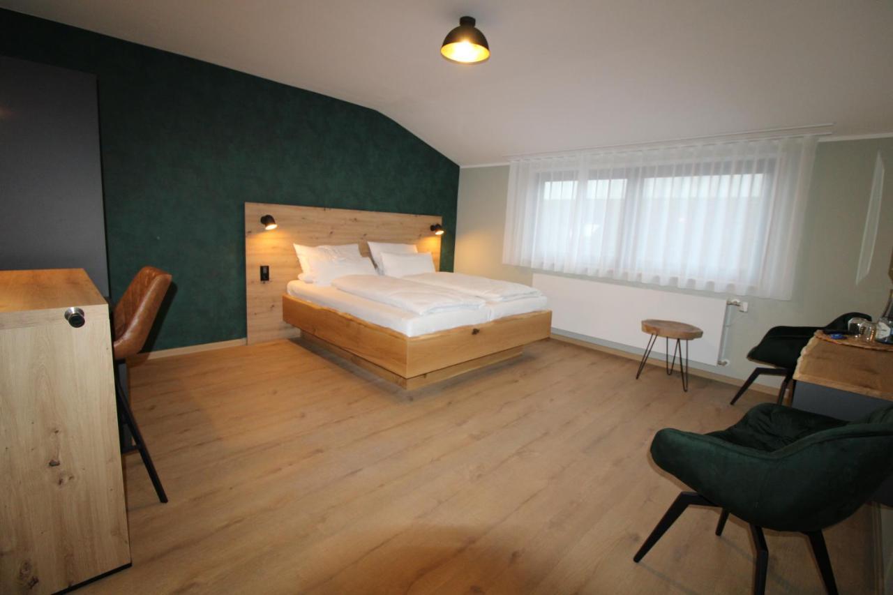 Der Hirsch Hotel Моншау Екстер'єр фото