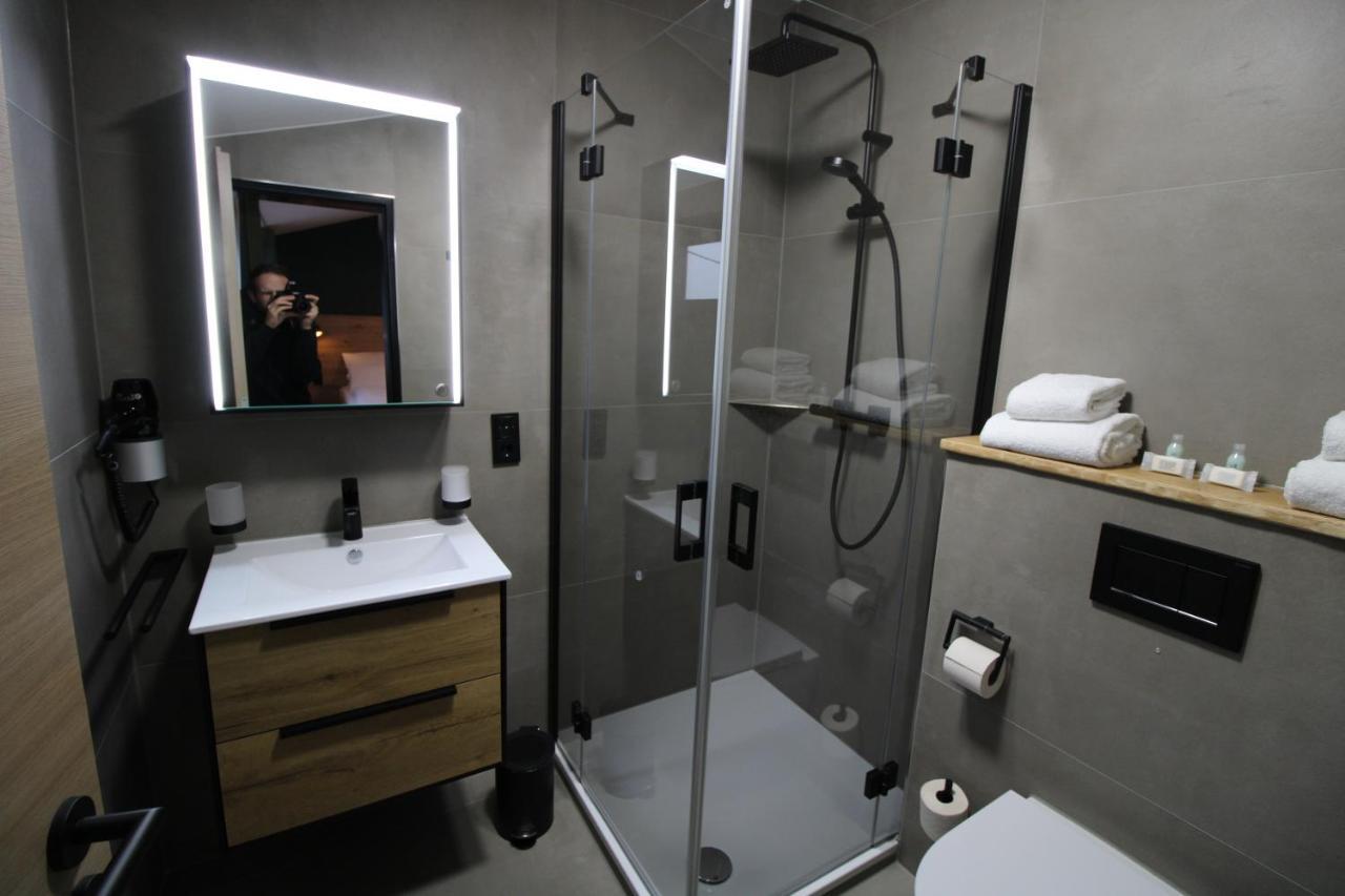 Der Hirsch Hotel Моншау Екстер'єр фото