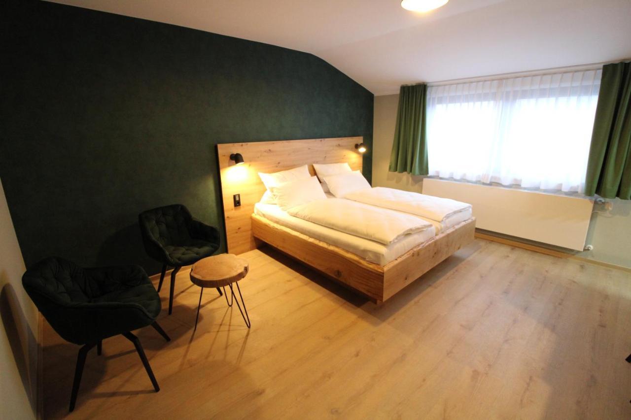 Der Hirsch Hotel Моншау Екстер'єр фото