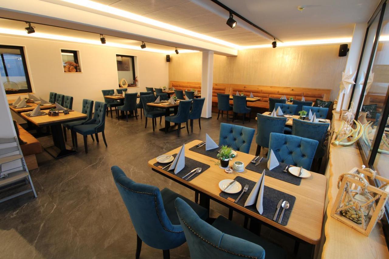Der Hirsch Hotel Моншау Екстер'єр фото